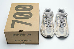 Reps Sneakers  adidas Yeezy Boost 700 V2 “Cream” GY7924