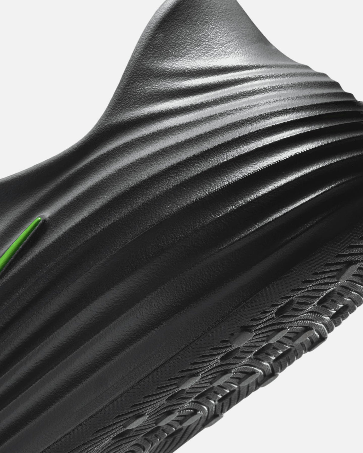 Nike ReactX Rejuven8 Black/Yellow