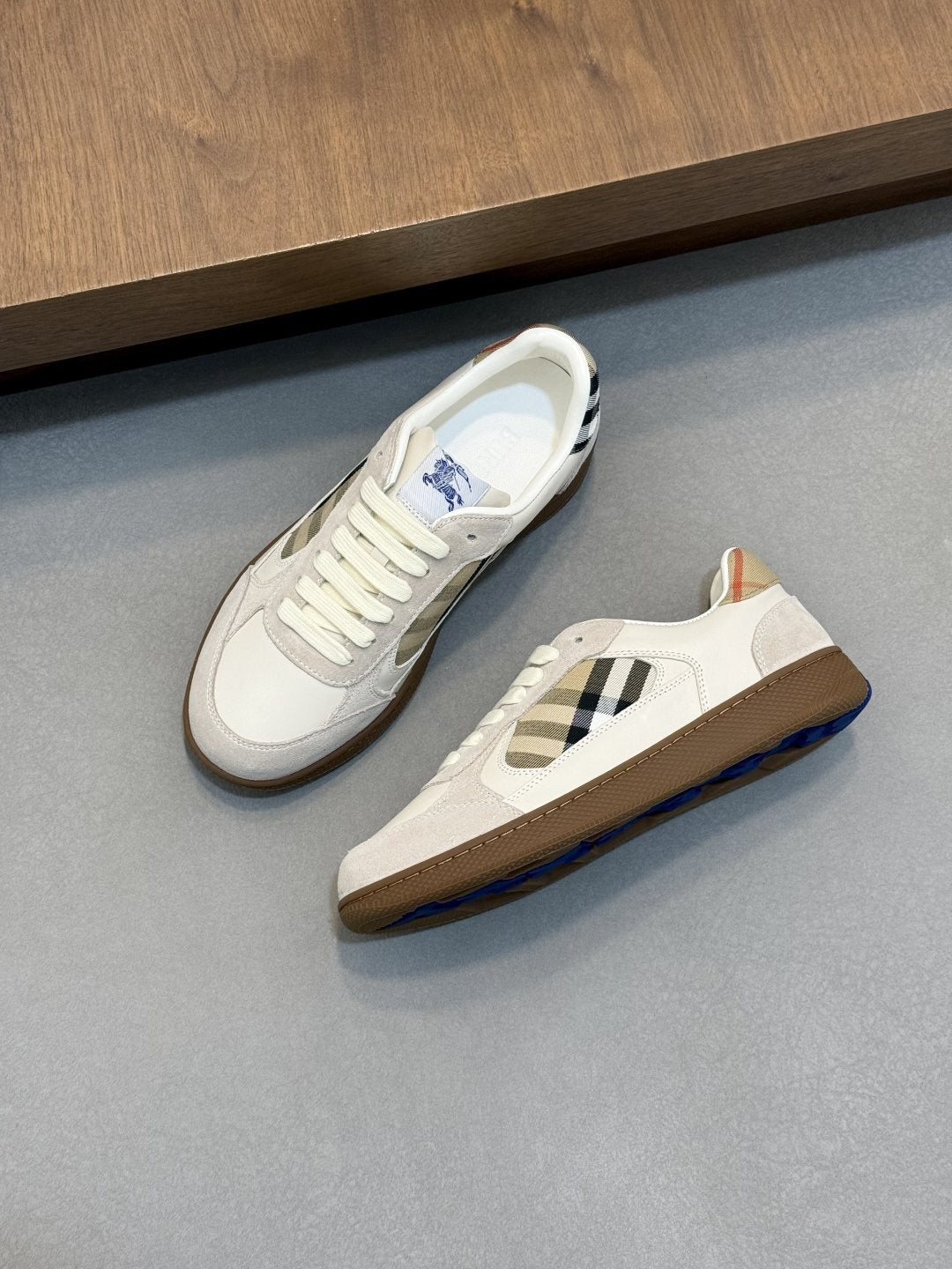 Burberry Check-Panel Low-Top Sneakers